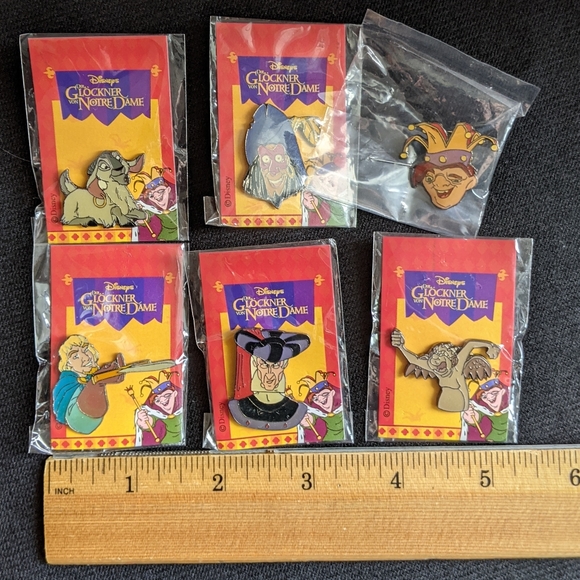 Disney Hunchback of Notre Dame ProPins - Picture 9 of 15